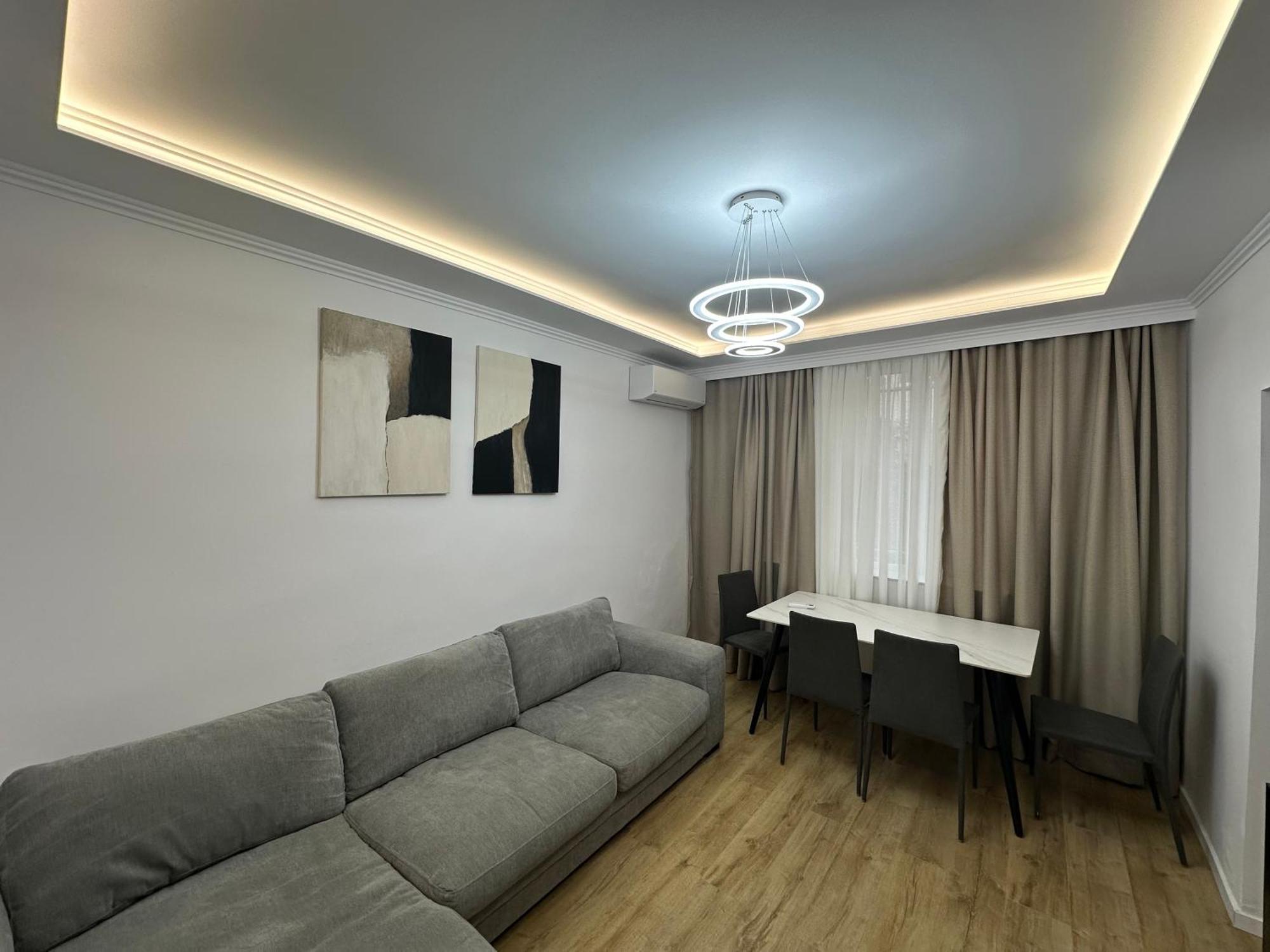 Heart Of A Cozy For Explorers Apartment Tirana